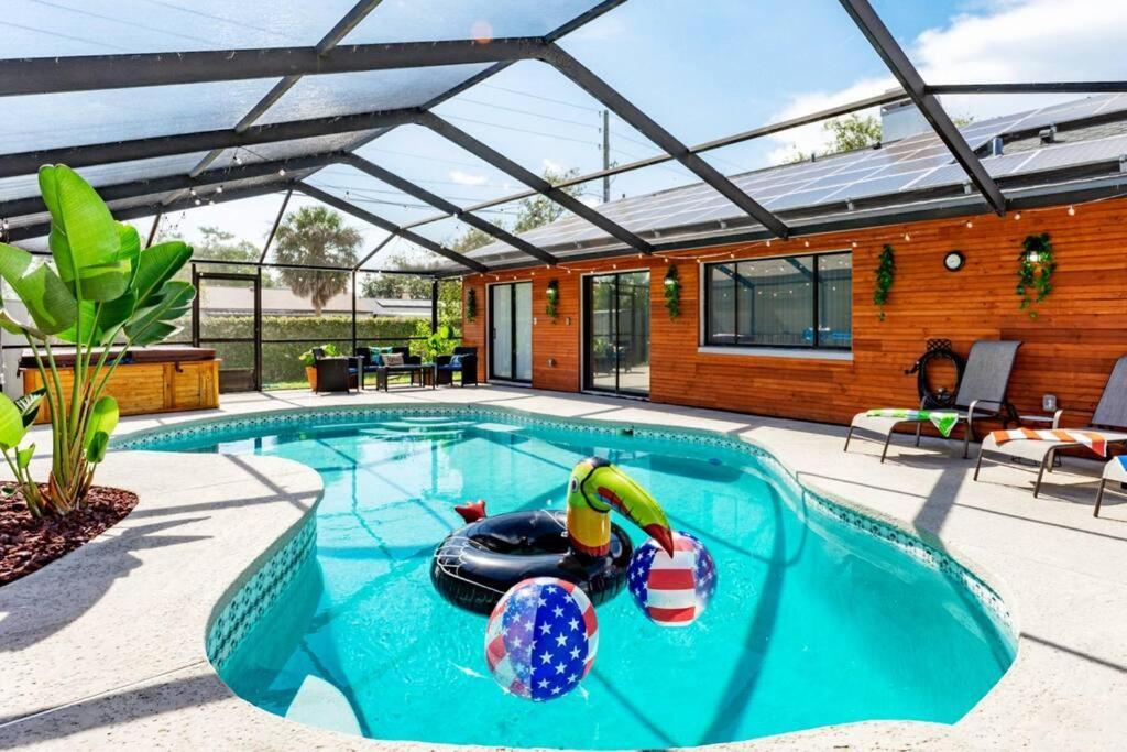 The Pelican/Pool/Hottub/Gameroom براندون المظهر الخارجي الصورة