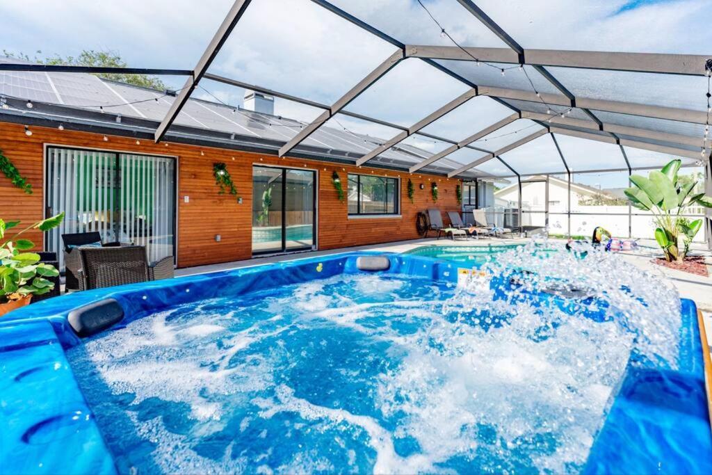 The Pelican/Pool/Hottub/Gameroom براندون المظهر الخارجي الصورة